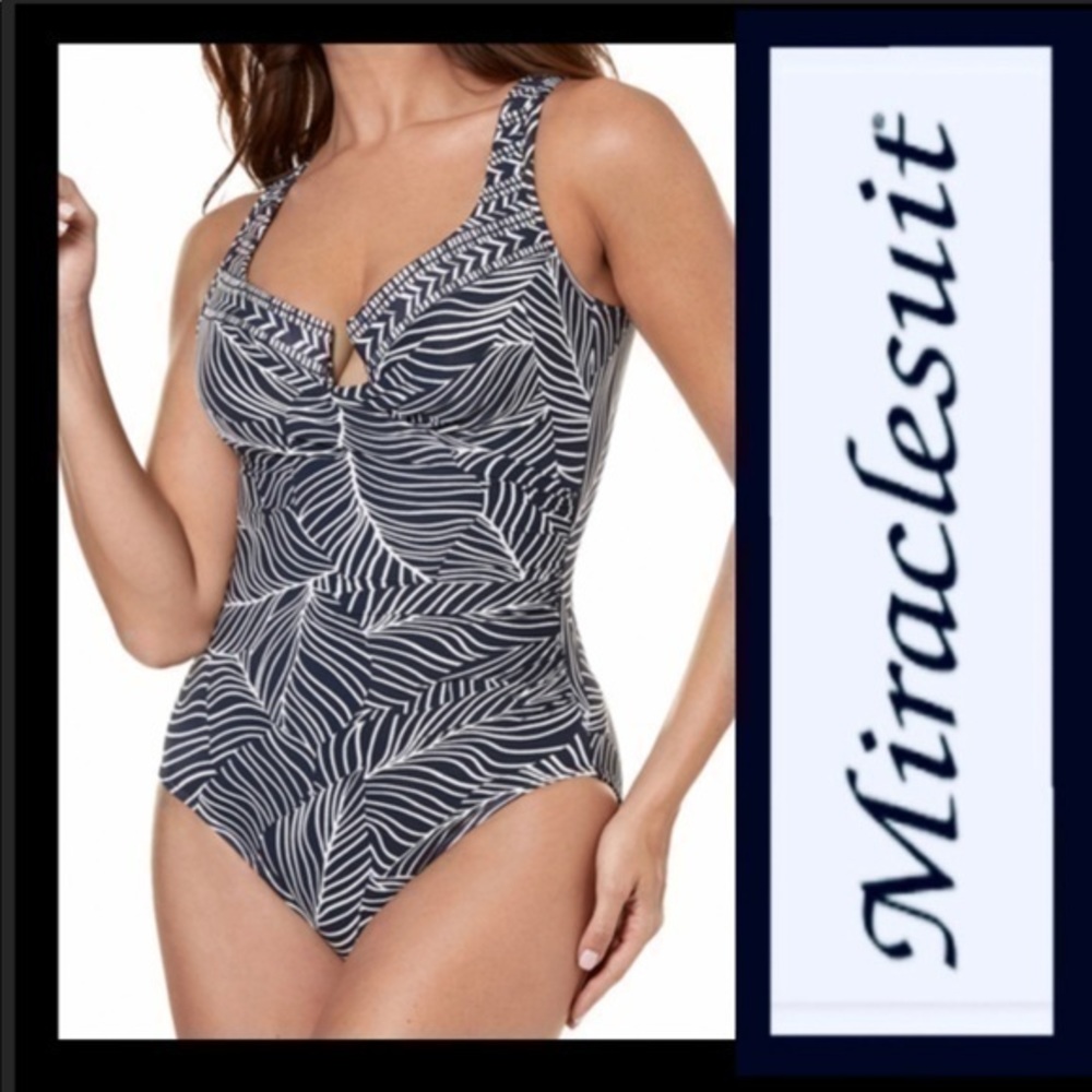 Miraclesuit escape swimsuit NWT size 8